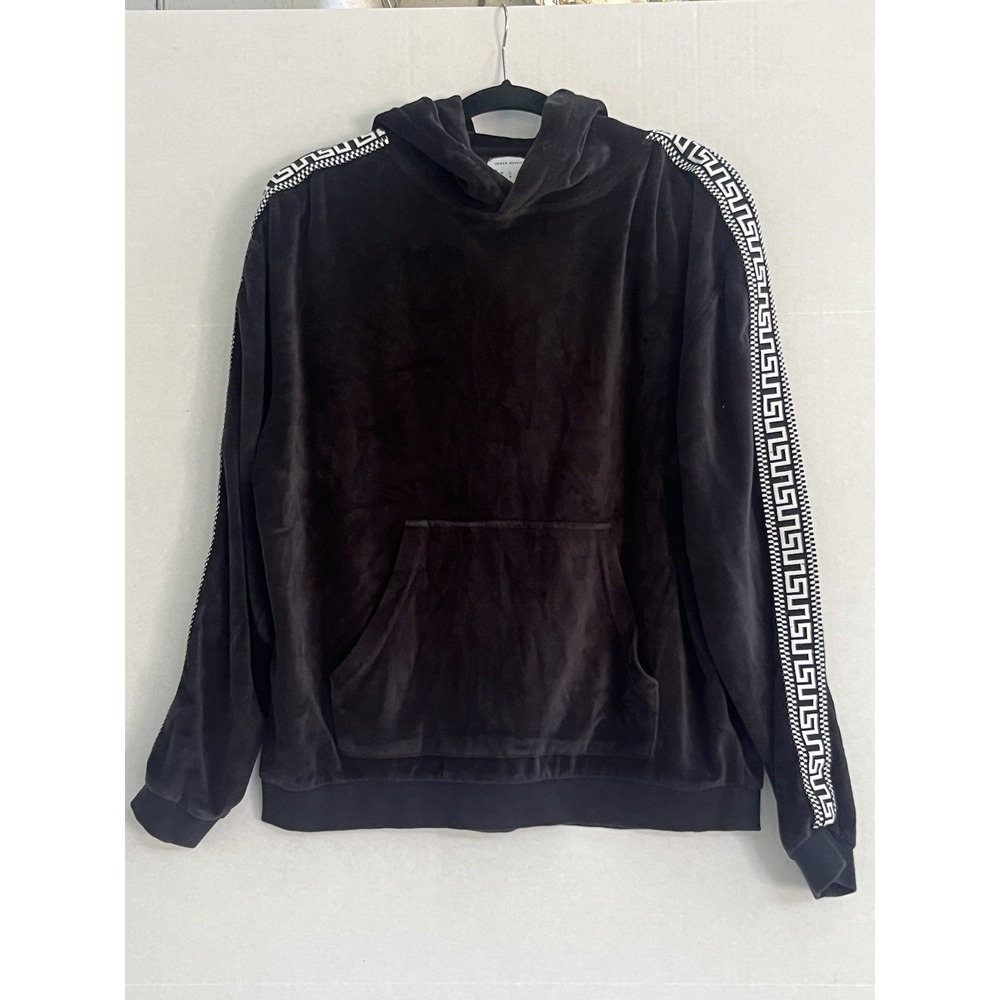 Urban Outfitters Women's Black Velvet Velour Sweatshirt Size S Missing Strings